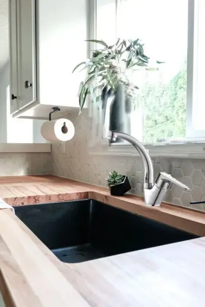 LUCİA EVİYE BATARYASI