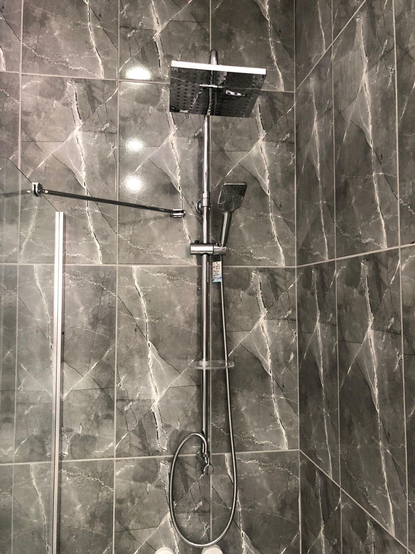 ECA Dalia Teleskobik Kare Kolonlu Duş Seti.(Son 1 Adet)